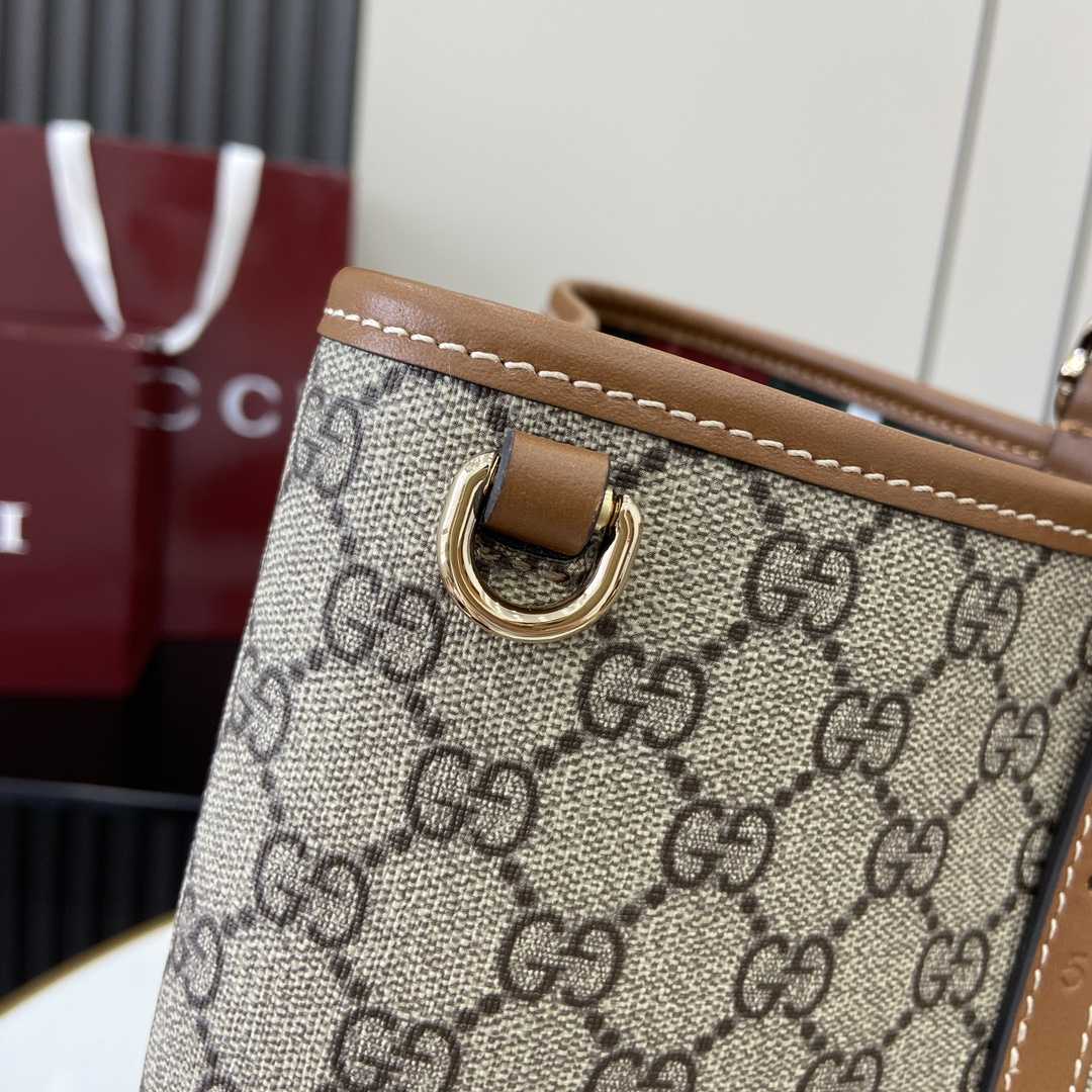 Gucci GG Emblem Large Tote Bag - 