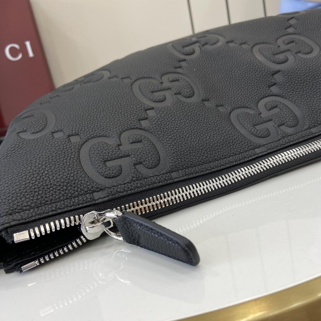 Gucci B Small Crossbody Bag - 