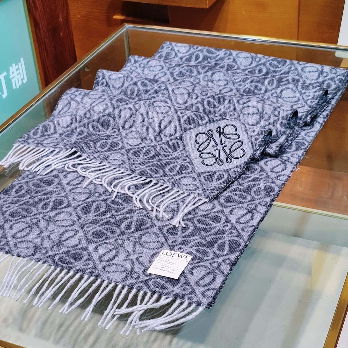 Loewe Anagram Scarf  - 