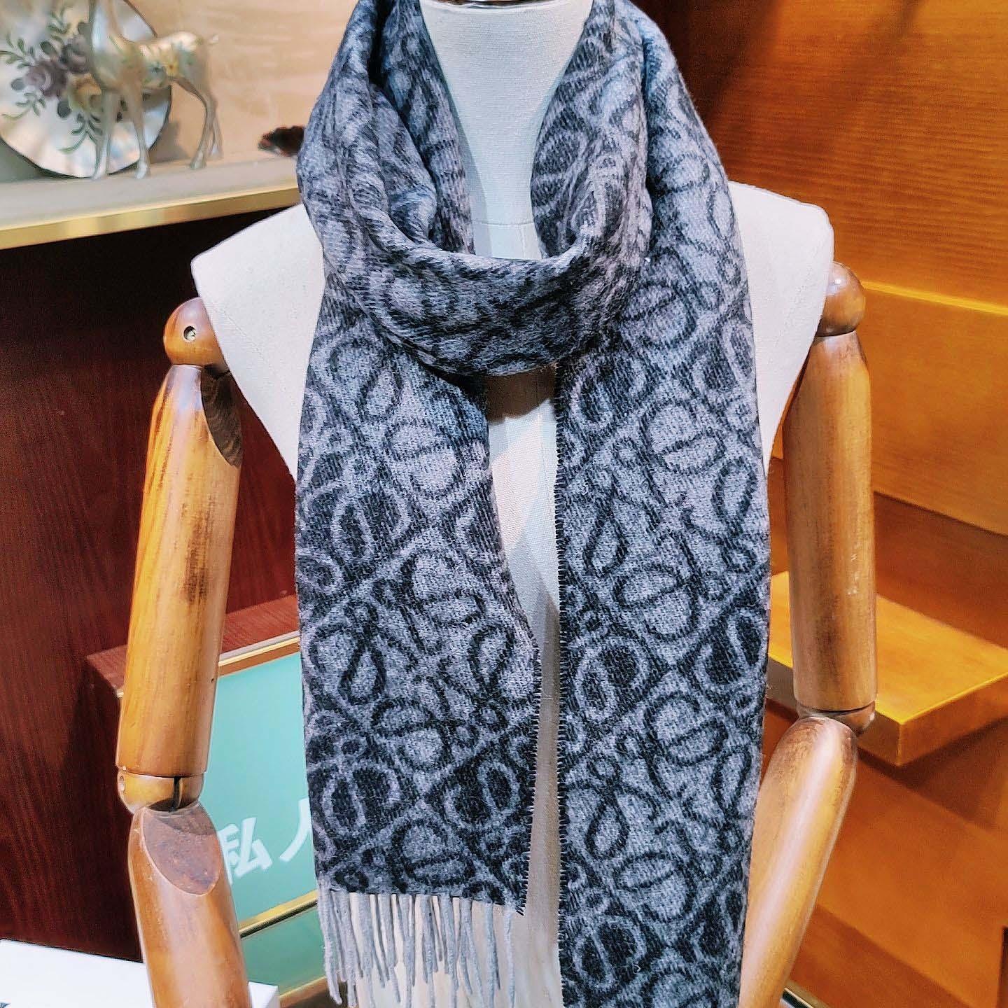 Loewe Anagram Scarf  - 