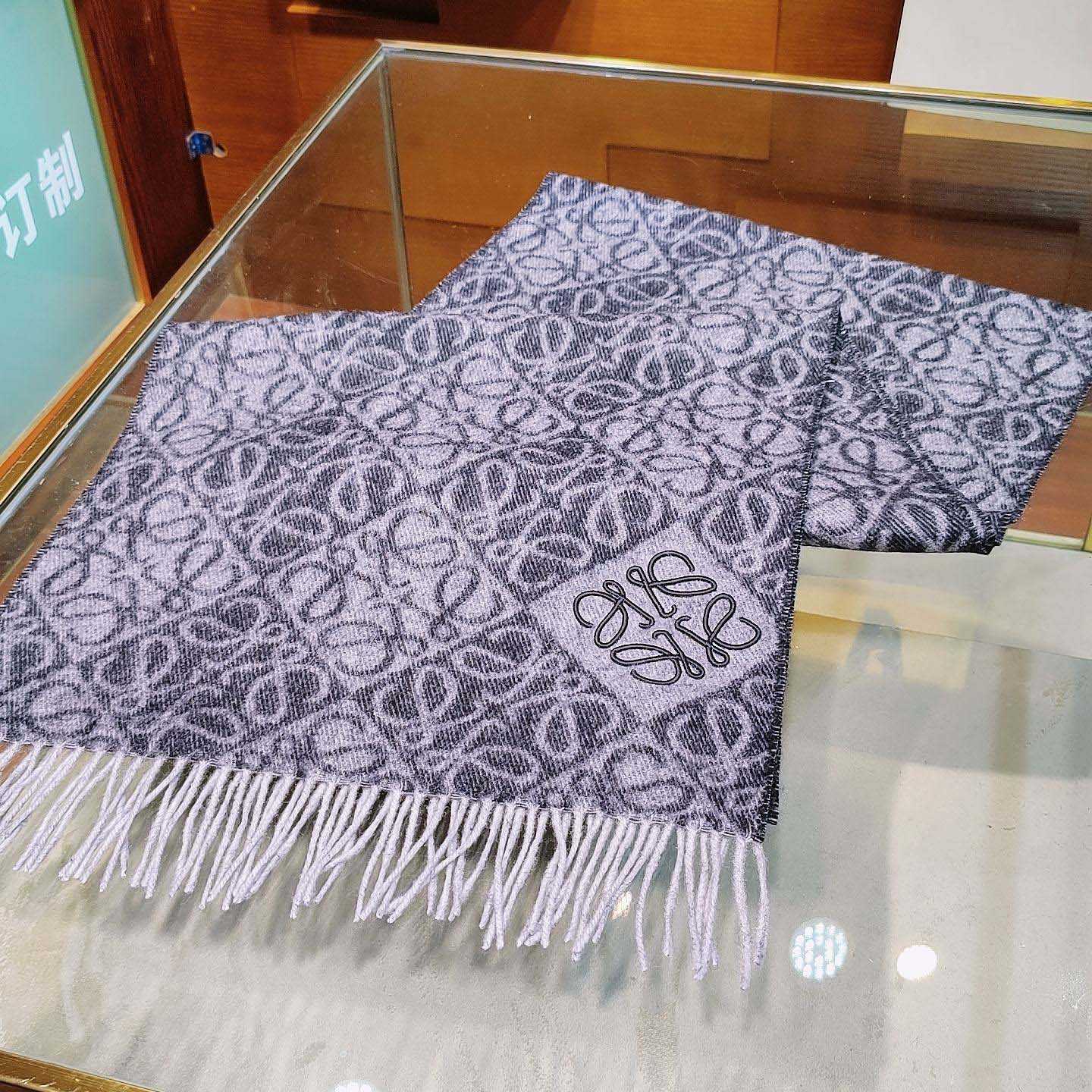 Loewe Anagram Scarf  - 