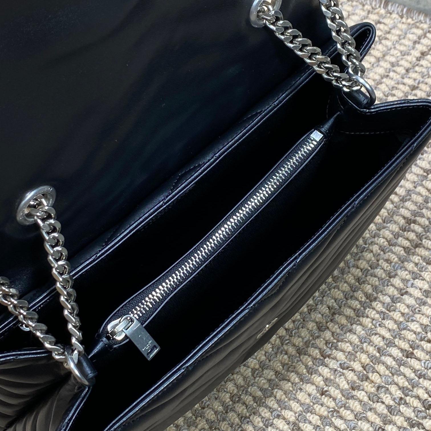 Saint Laurent Loulou Shoulder Bag   32x22x11cm - 