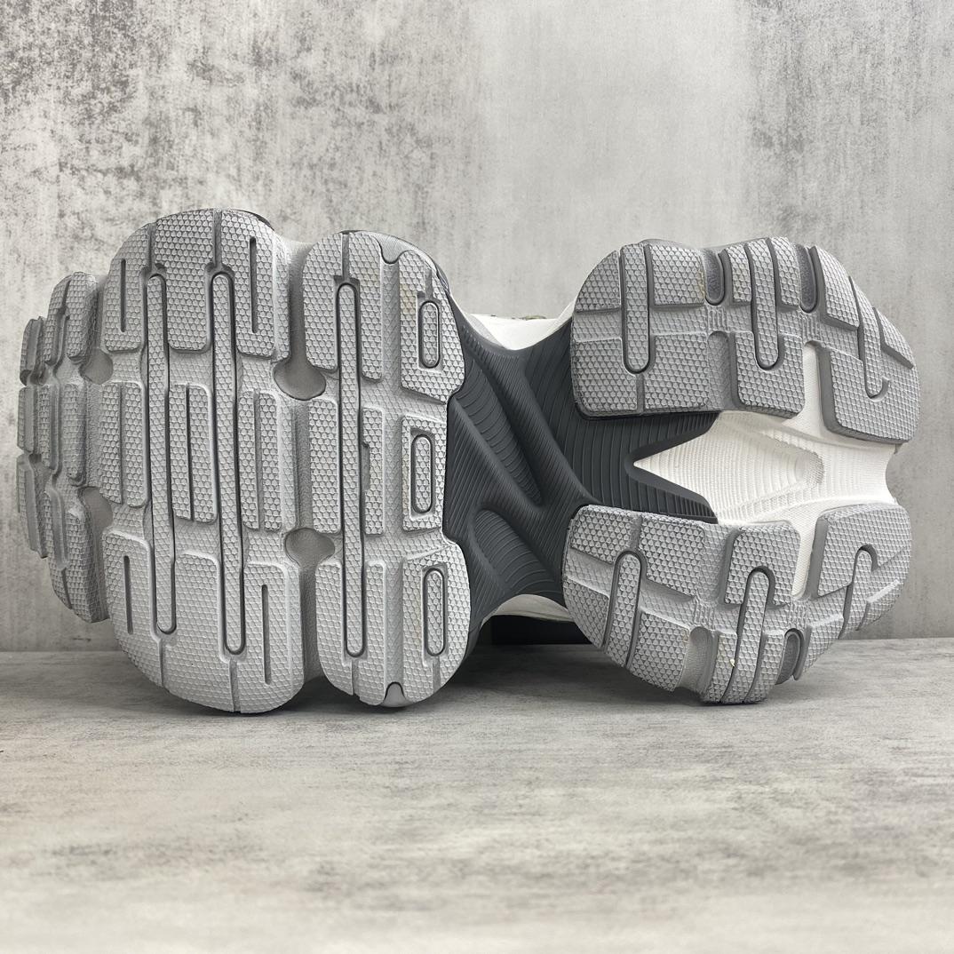 Balenciaga Cargo Sneaker - 