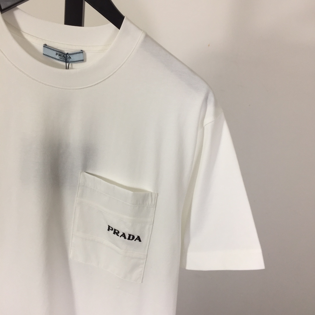 Prada Cotton  T-shirt  - 