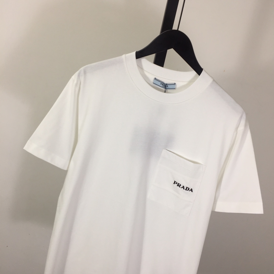 Prada Cotton  T-shirt  - 