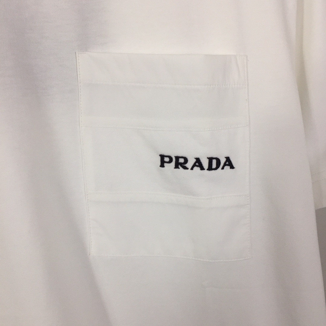 Prada Cotton  T-shirt  - 