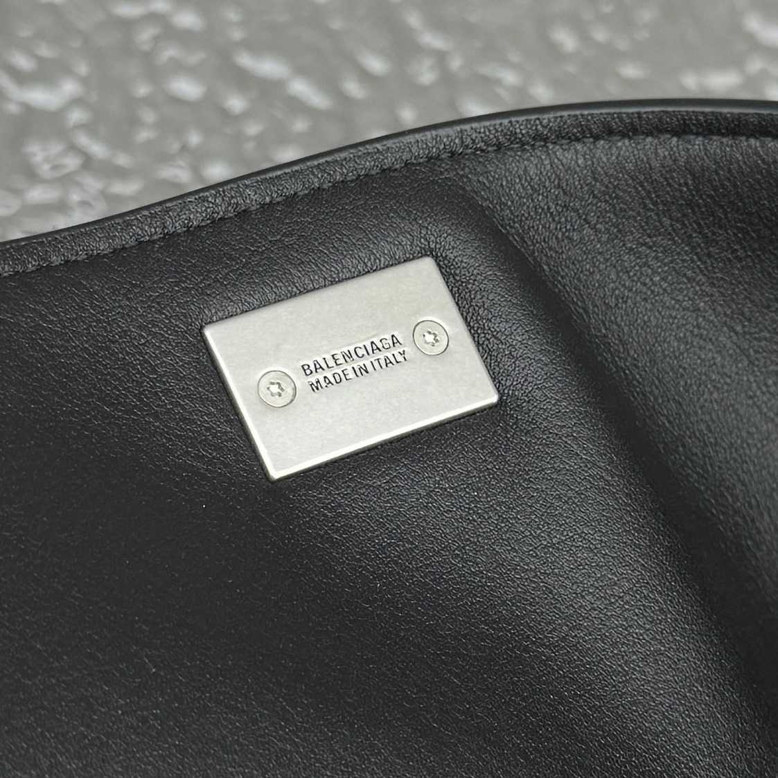 Balenciaga Rodeo Large Handbag In Black - 