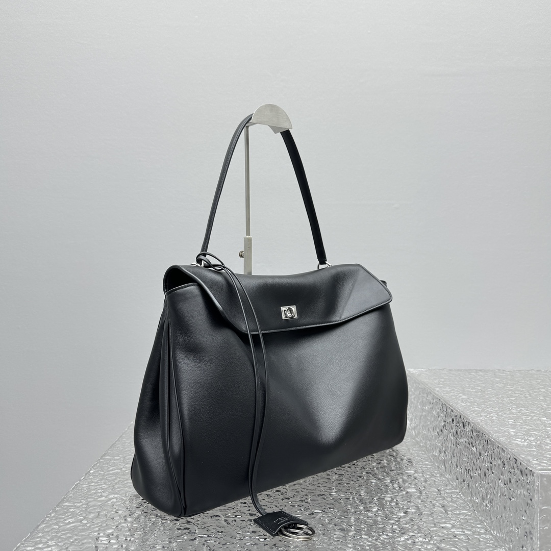 Balenciaga Rodeo Large Handbag In Black - 