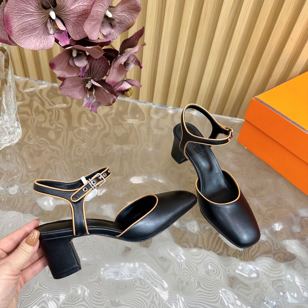 Hermes Kamilla 60 Pump - 