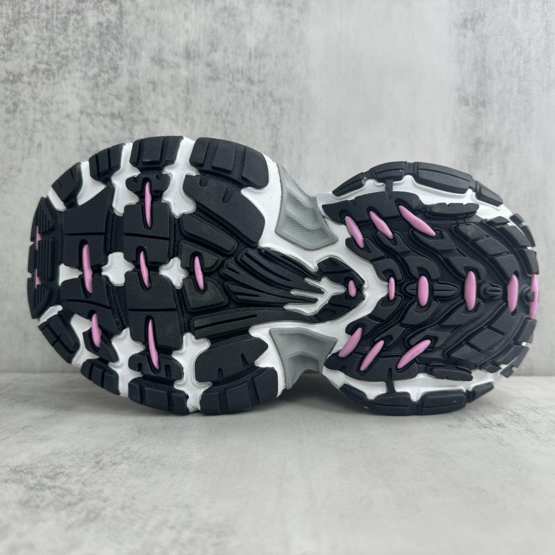Balenciaga 6XL Sneaker In White, Light pink, Grey And Black - 