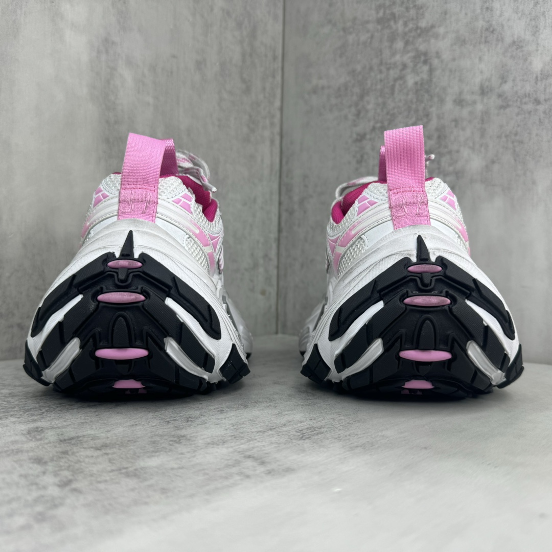 Balenciaga 6XL Sneaker In White, Light pink, Grey And Black - 