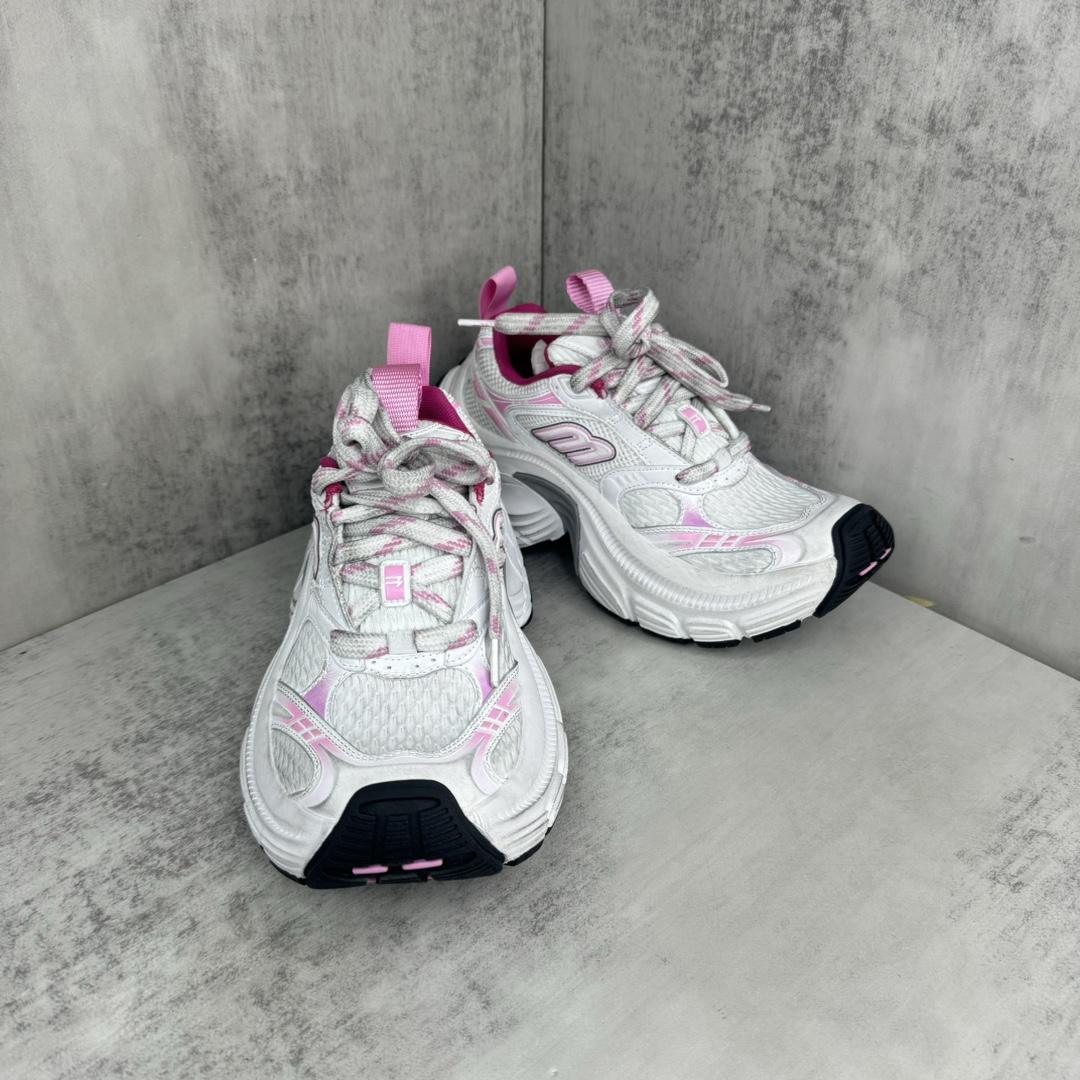 Balenciaga 6XL Sneaker In White, Light pink, Grey And Black - 