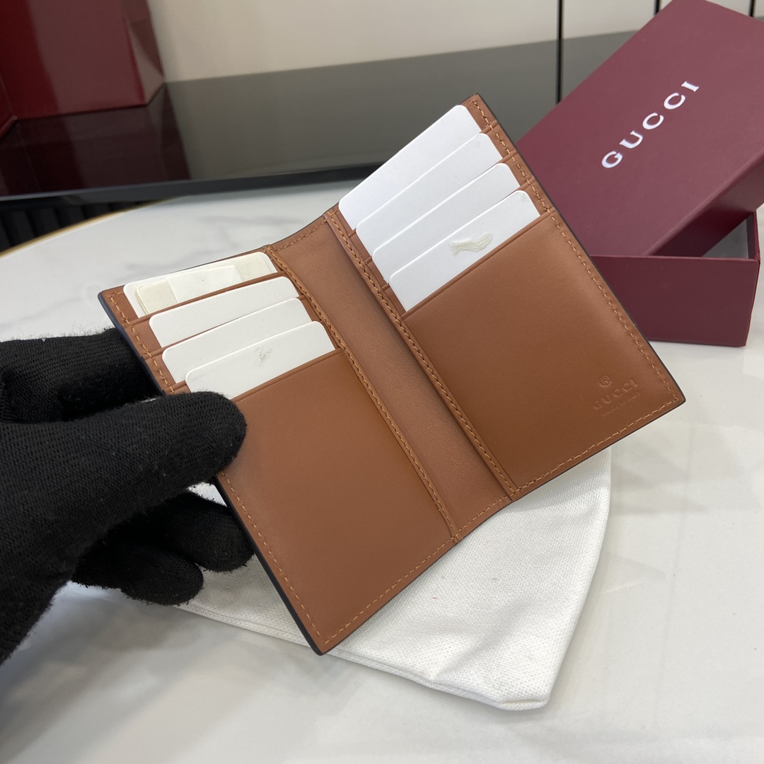 Gucci GG Emblem Bi-fold Card Case  - 