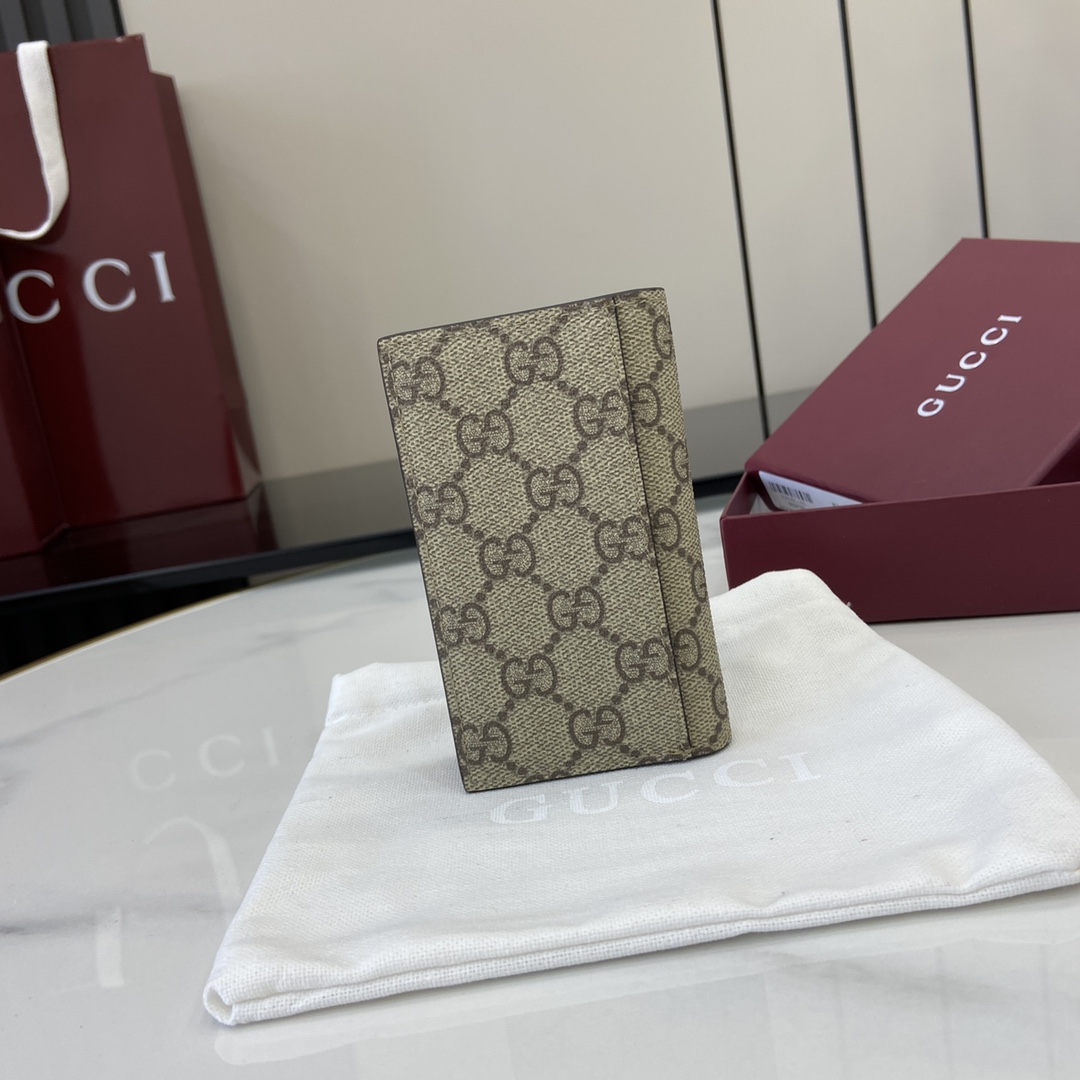 Gucci GG Emblem Bi-fold Card Case  - 