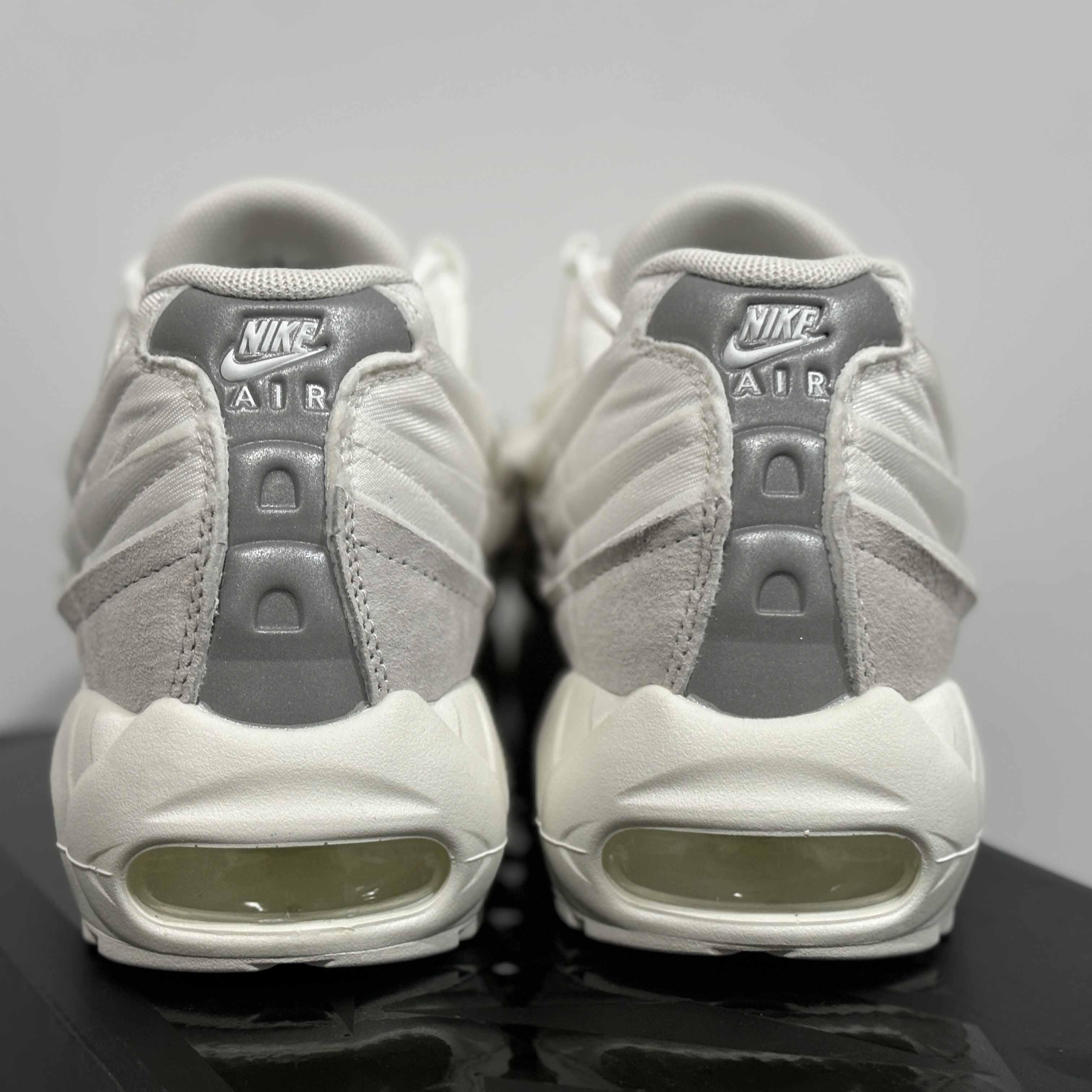 CDG X Nike Air Max 95 OG Sneaker    CU8406-100 - 