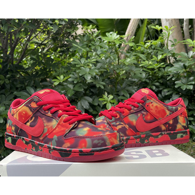The Wizard of Oz x Nike SB Dunk Low“RubySlipper” Sneaker    FZ1291-600  - 