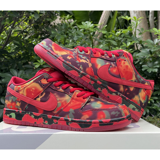 The Wizard of Oz x Nike SB Dunk Low“RubySlipper” Sneaker    FZ1291-600  - 