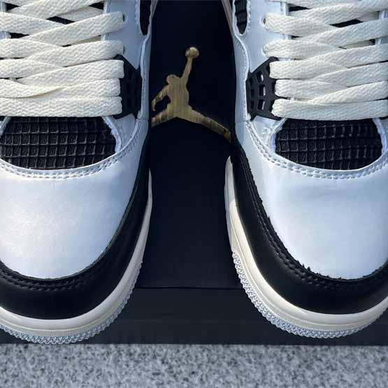 Jordan Air jordan 4 GS“Pure Platinum” Sneakers      FZ8585-070  - 