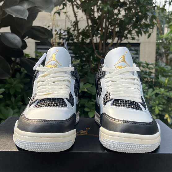 Jordan Air jordan 4 GS“Pure Platinum” Sneakers      FZ8585-070  - 