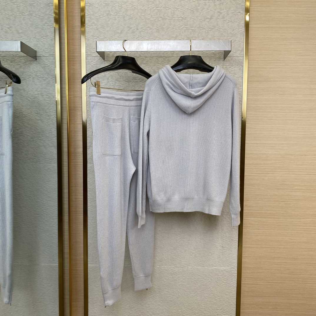 Brunello Cucinelli Hoodie And Pants - 