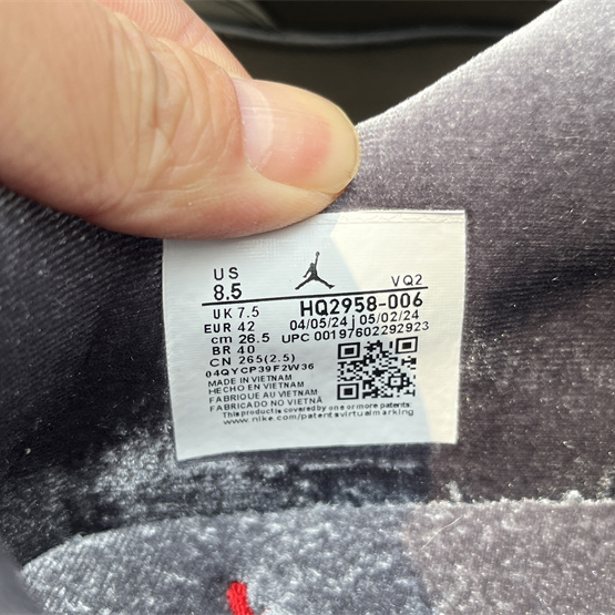 Who Decides War x Jordan Flight Court Sneakers      HQ2958-006 - 