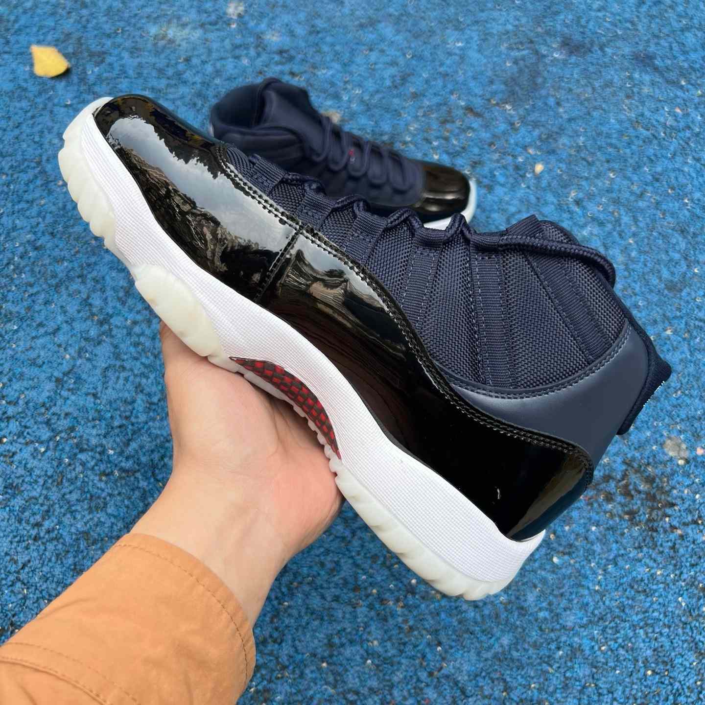 Air Jordan 11 Sneaker  CT8012-406 - 