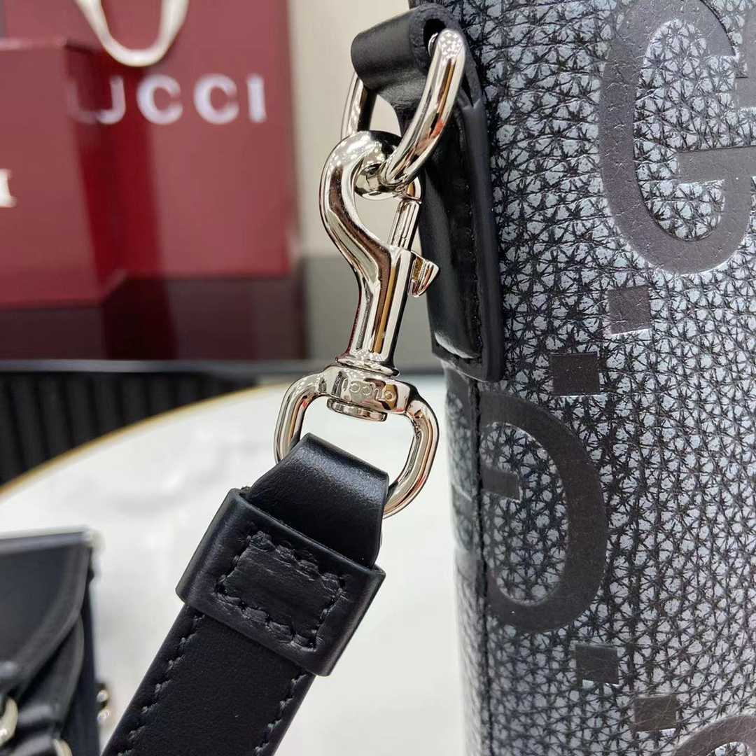 Gucci Medium Jumbo GG Messenger Bag - 
