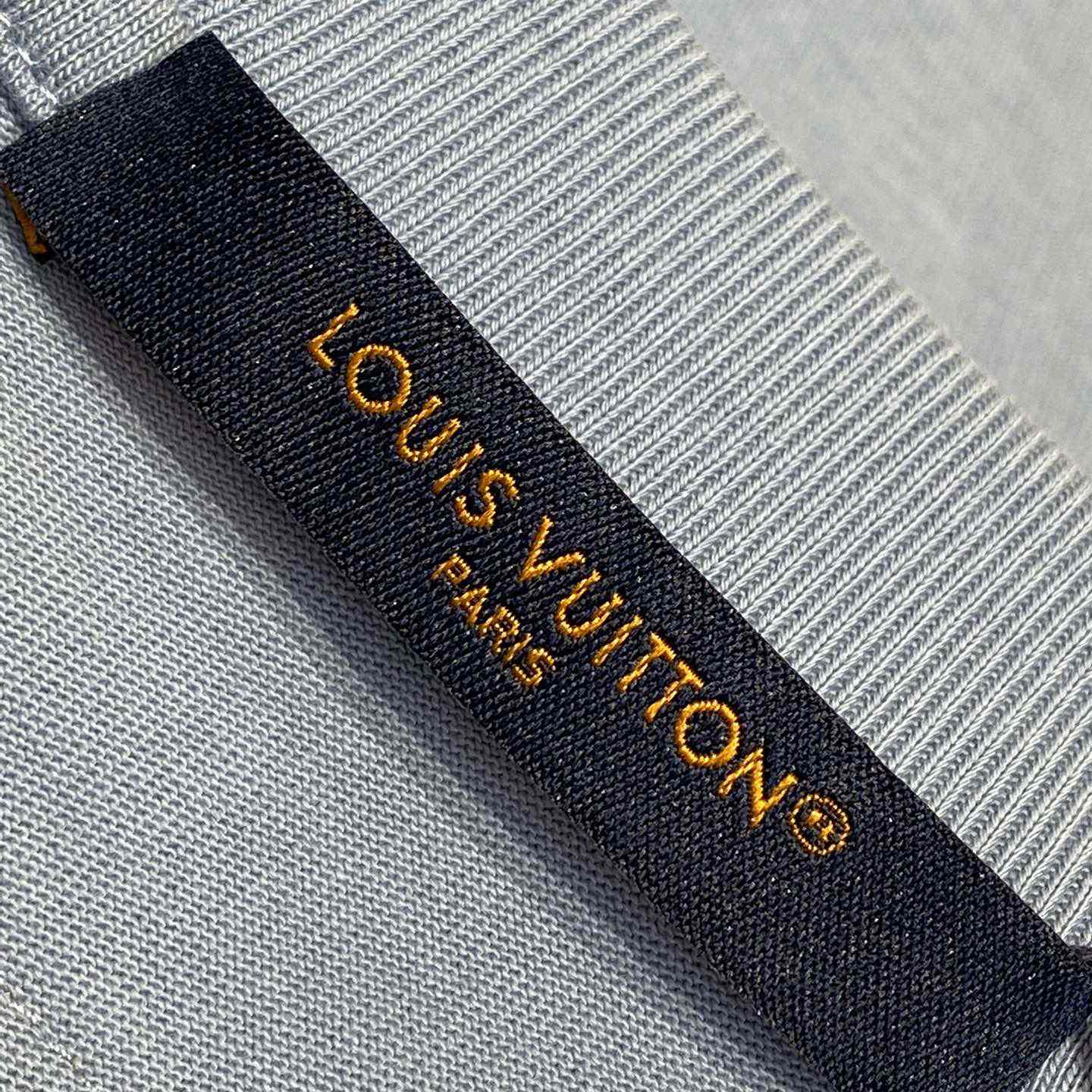 Louis Vuitton Embossed LV T-Shirt - DesignerGu