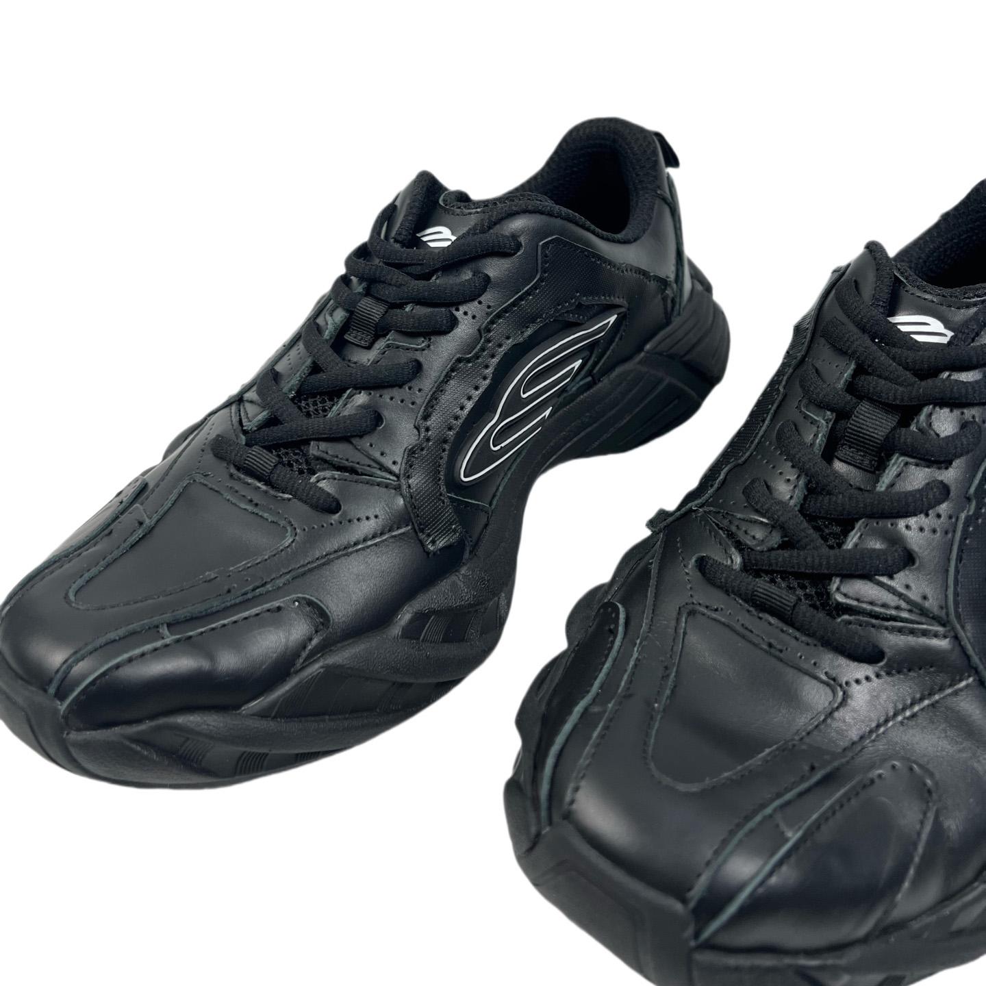 Balenciaga Monday Shoe In Black Cowskin And Polyester - 