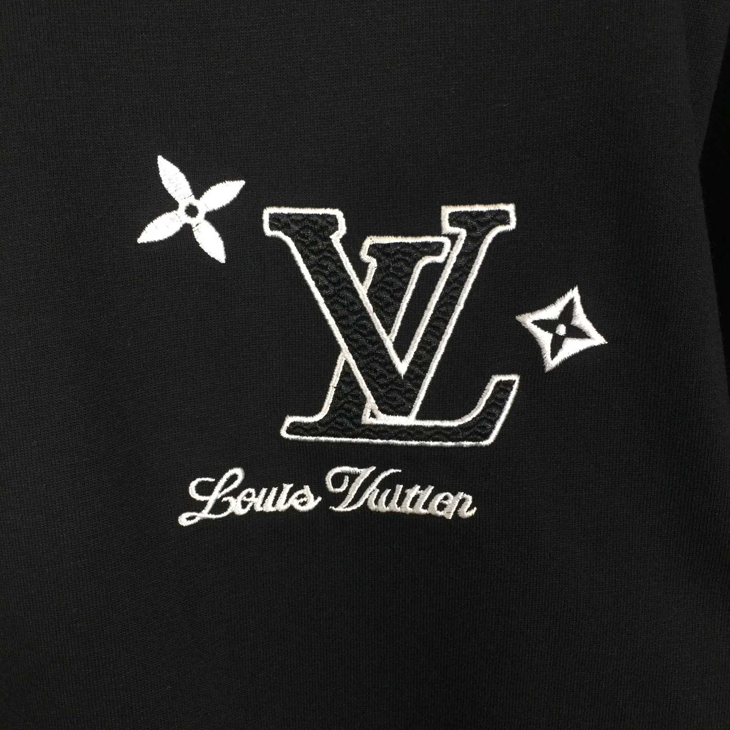 Louis Vuitton Logo Cotton T-Shirt - 