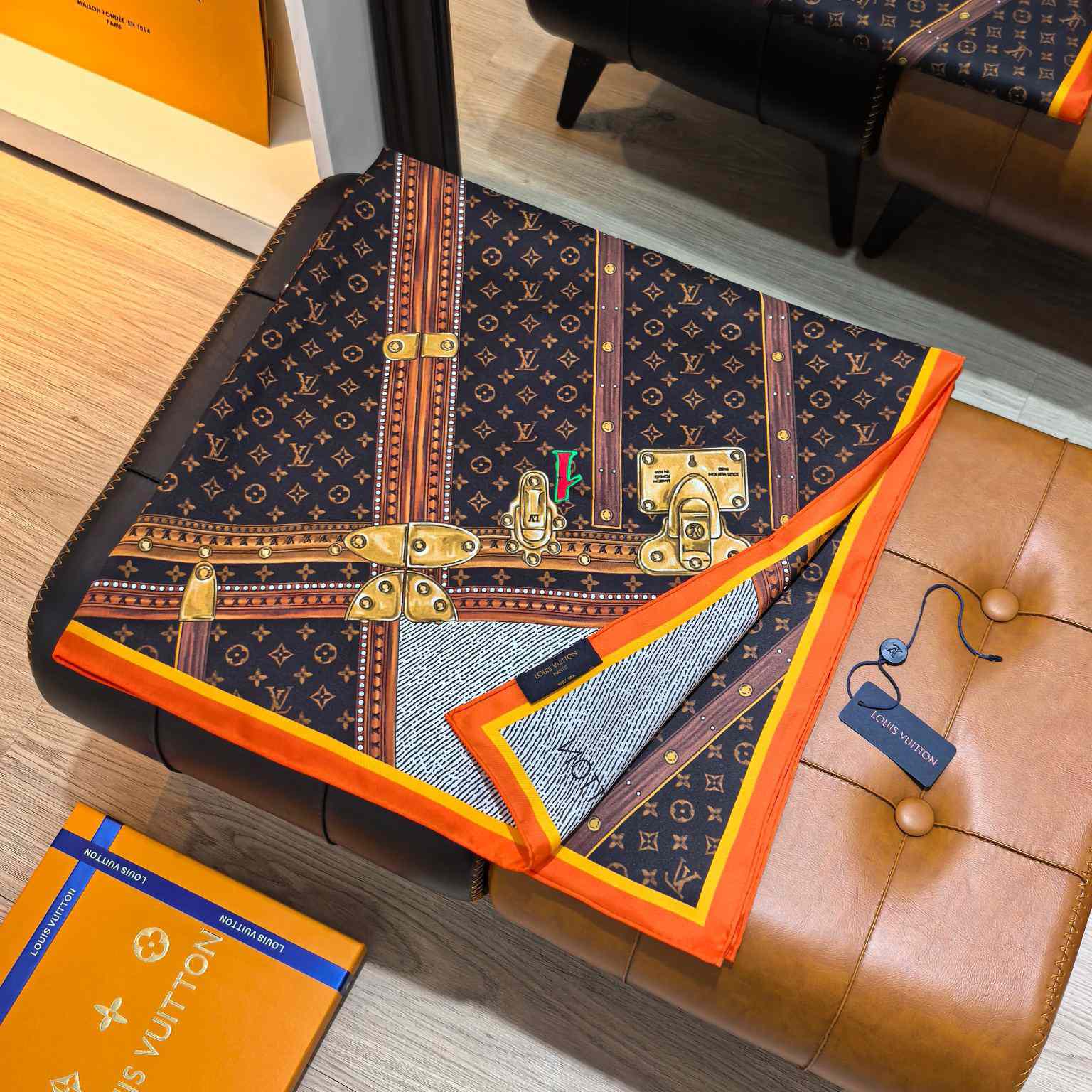 Louis Vuitton Time Trunk Square 90  M94096 - 