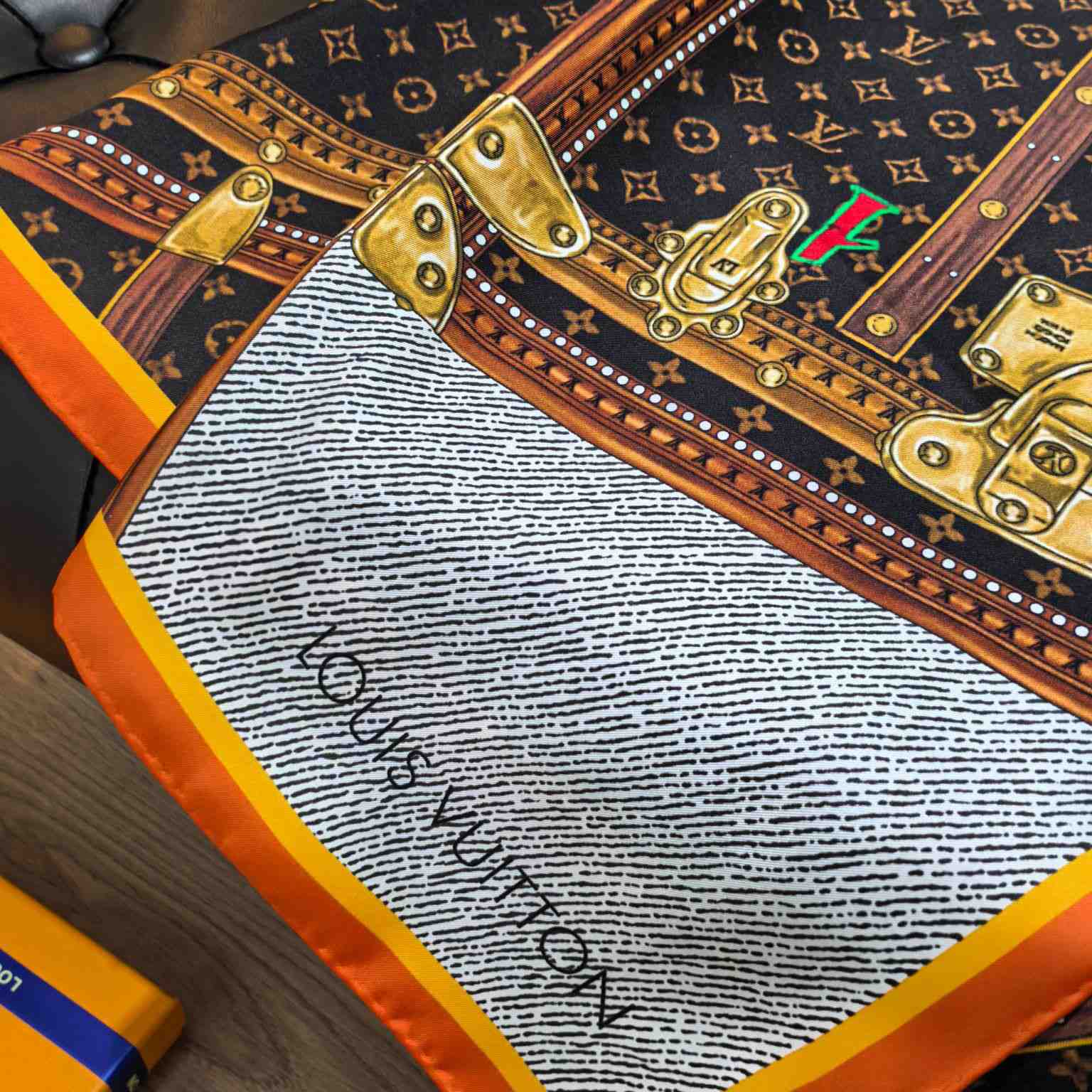 Louis Vuitton Time Trunk Square 90  M94096 - 