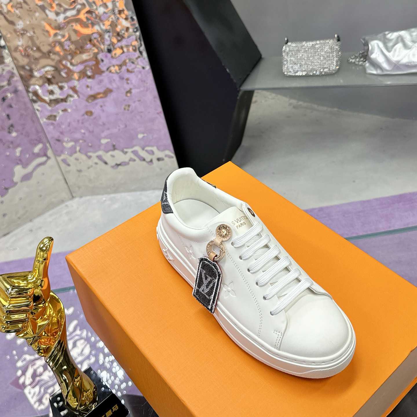 Louis Vuitton Time Out Sneaker  1AGUYA - 