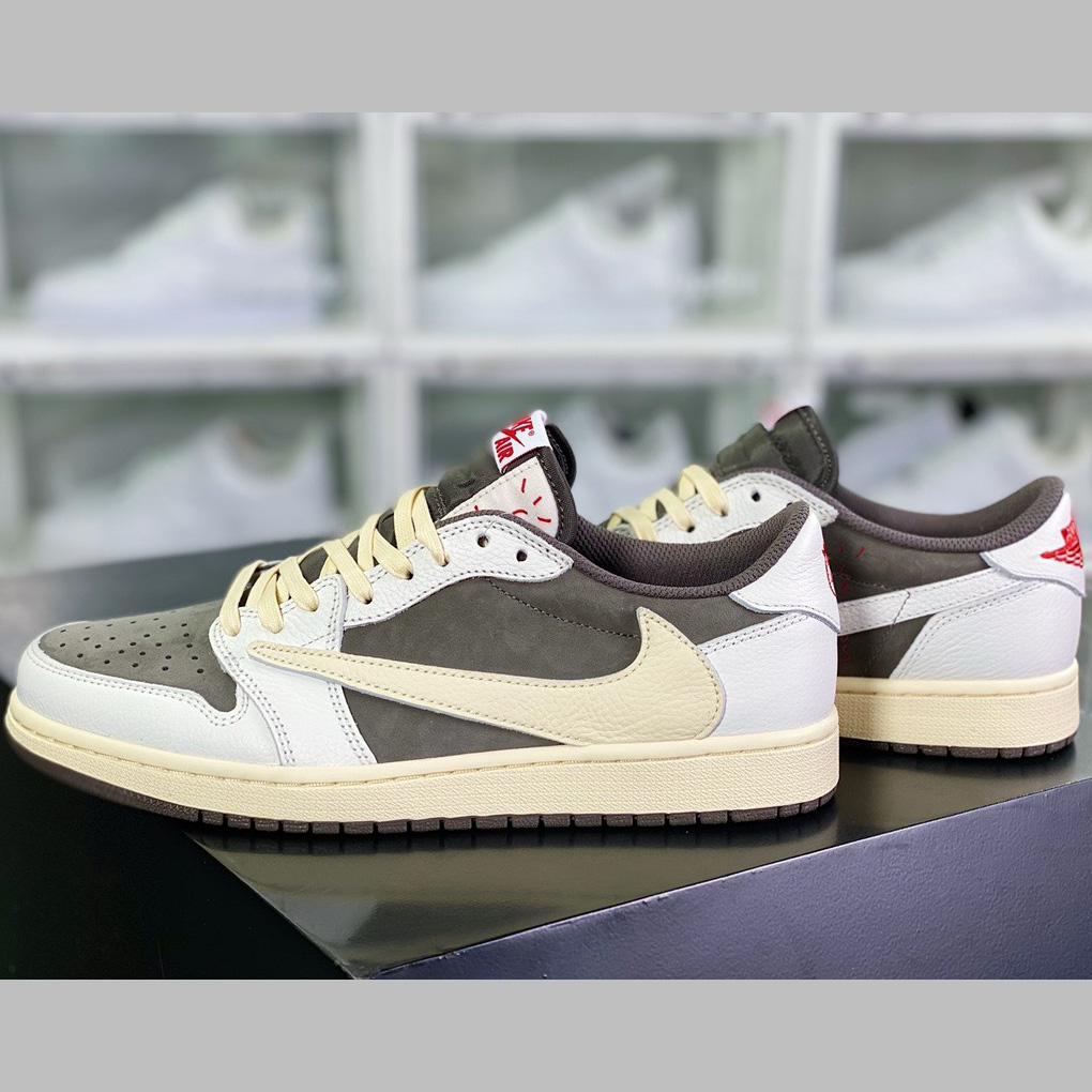 Travis Scott x Air Jordan AJ1 Low OG SP Sneaker    DM7866-162  - 