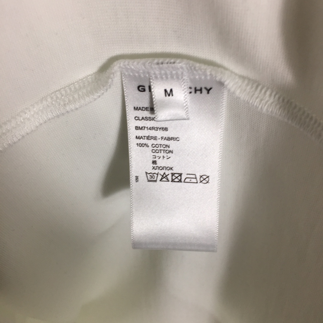 Givenchy T-shirt In Cotton - DesignerGu