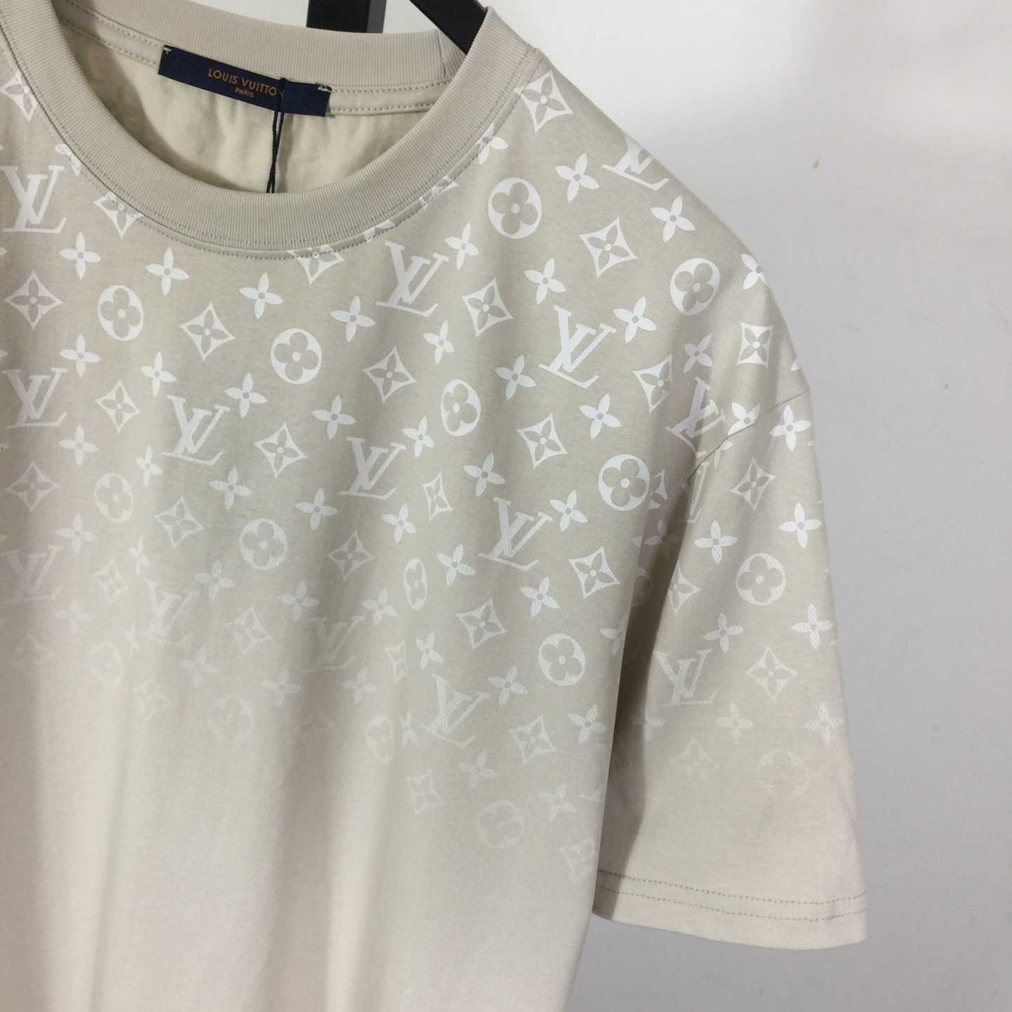 Louis Vuitton Monogram Gradient T-shirt - DesignerGu