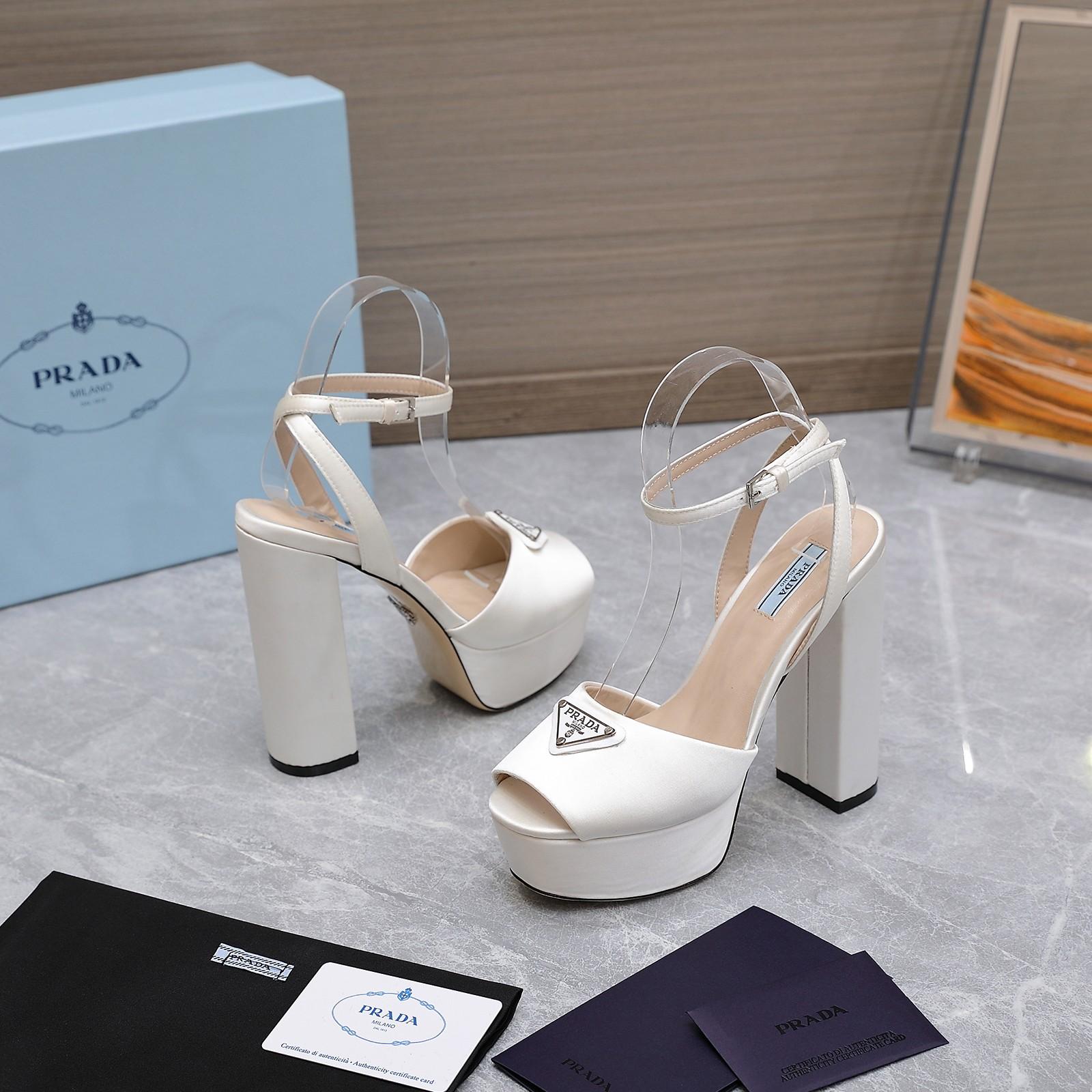 Prada Patent Platform Sanda  13cm - 