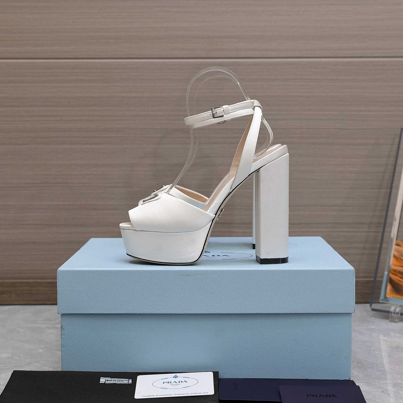 Prada Patent Platform Sanda  13cm - 