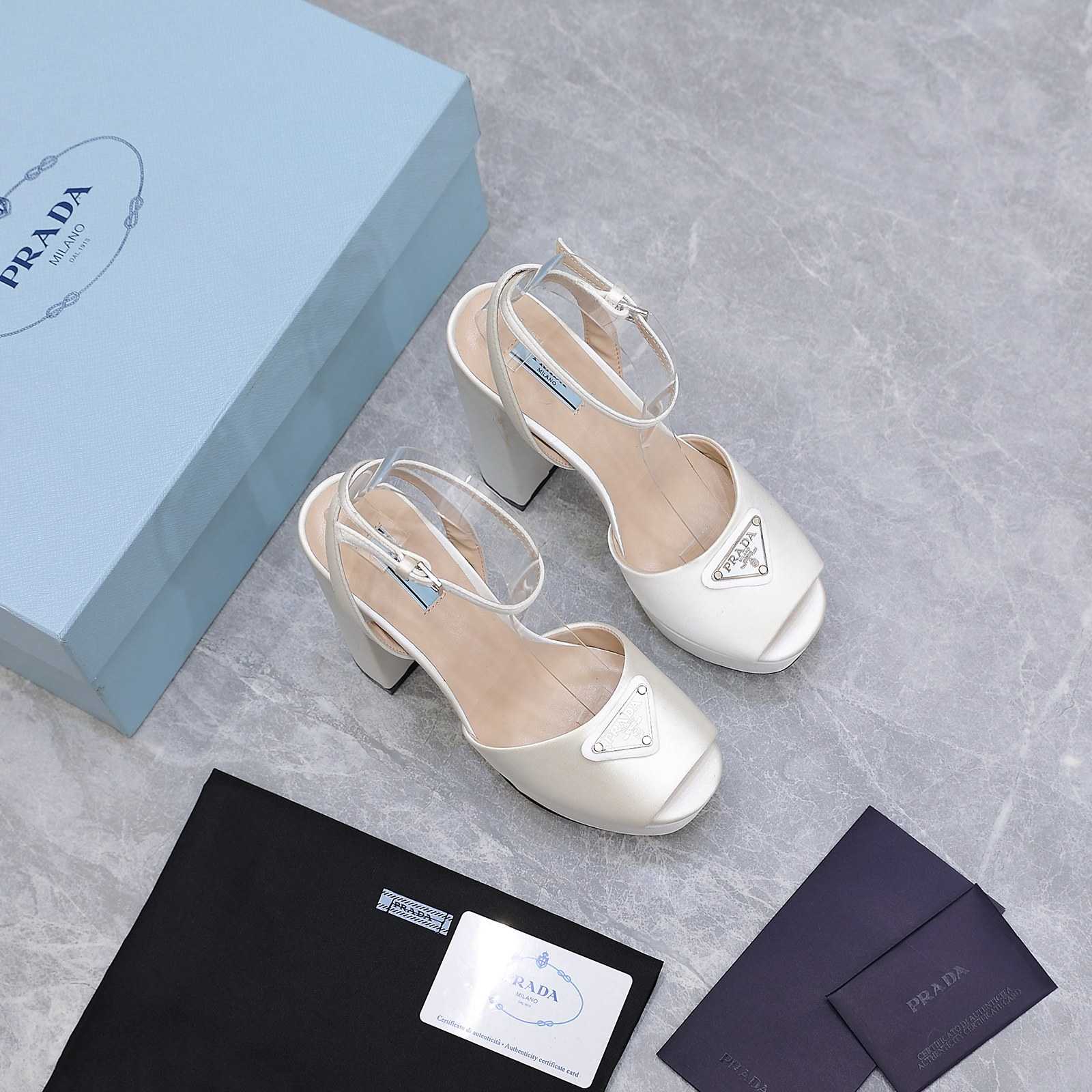 Prada Patent Platform Sanda  13cm - 