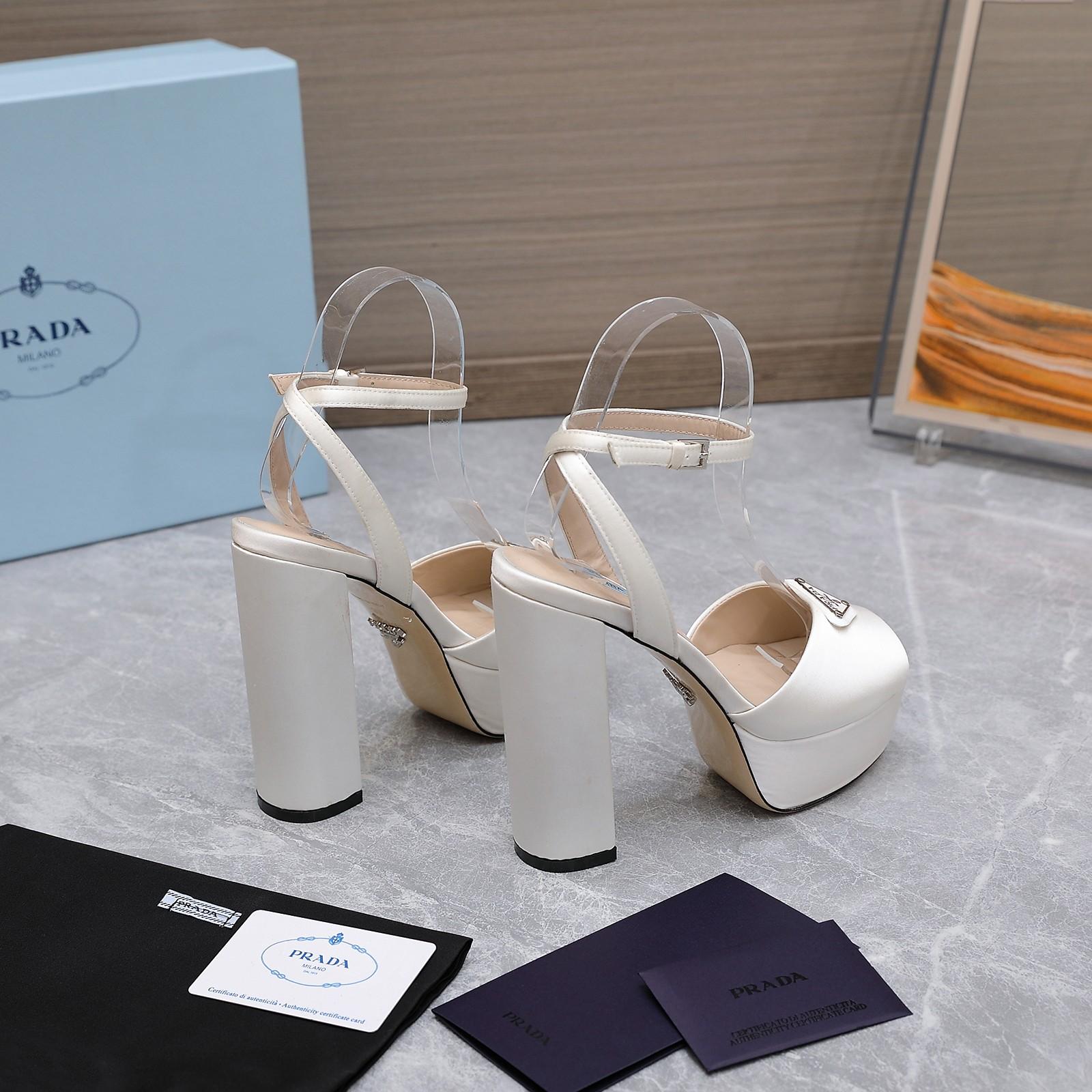 Prada Patent Platform Sanda  13cm - 