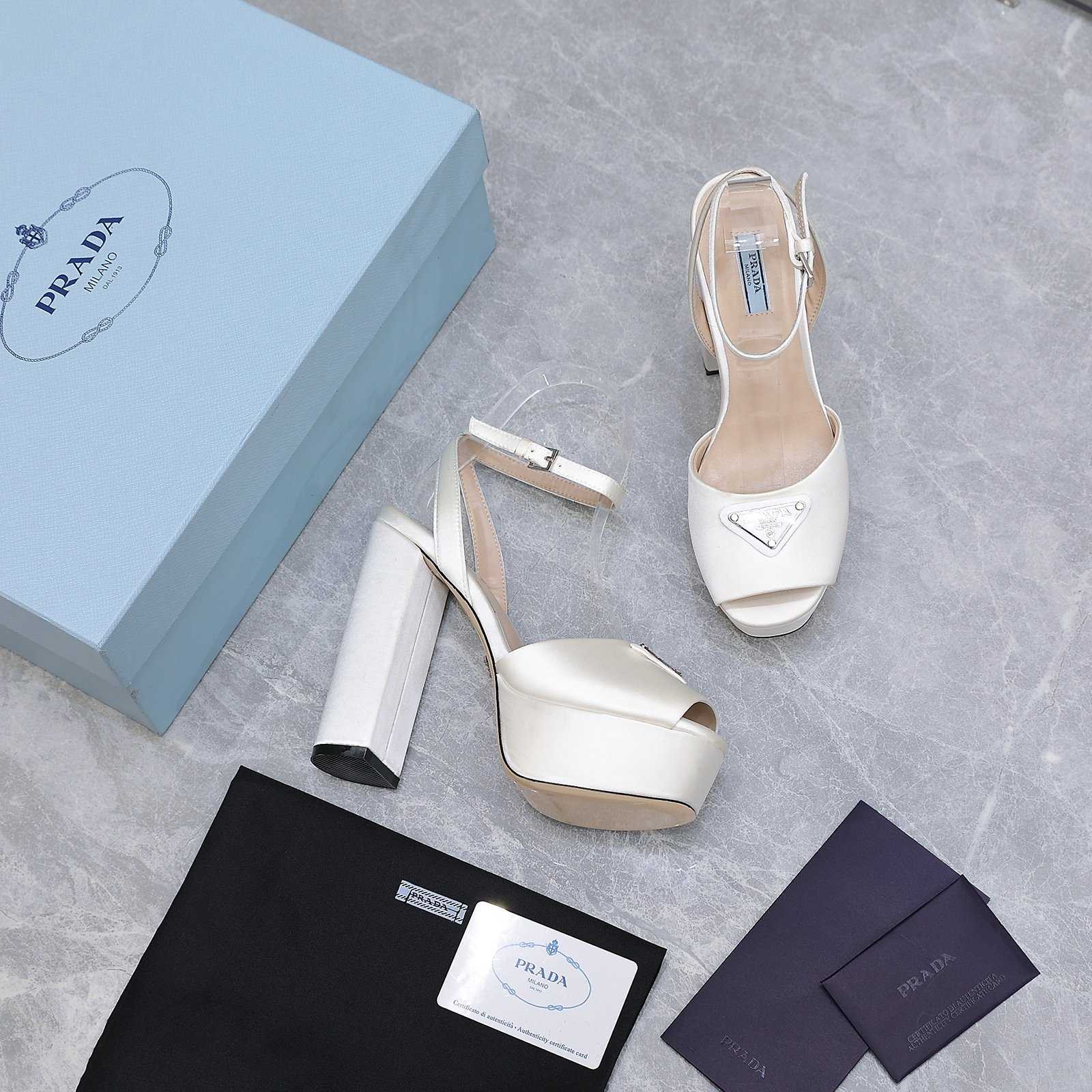 Prada Patent Platform Sanda  13cm - 