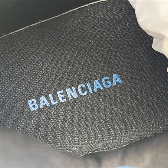 Balenciaga Runner Sneaker - DesignerGu