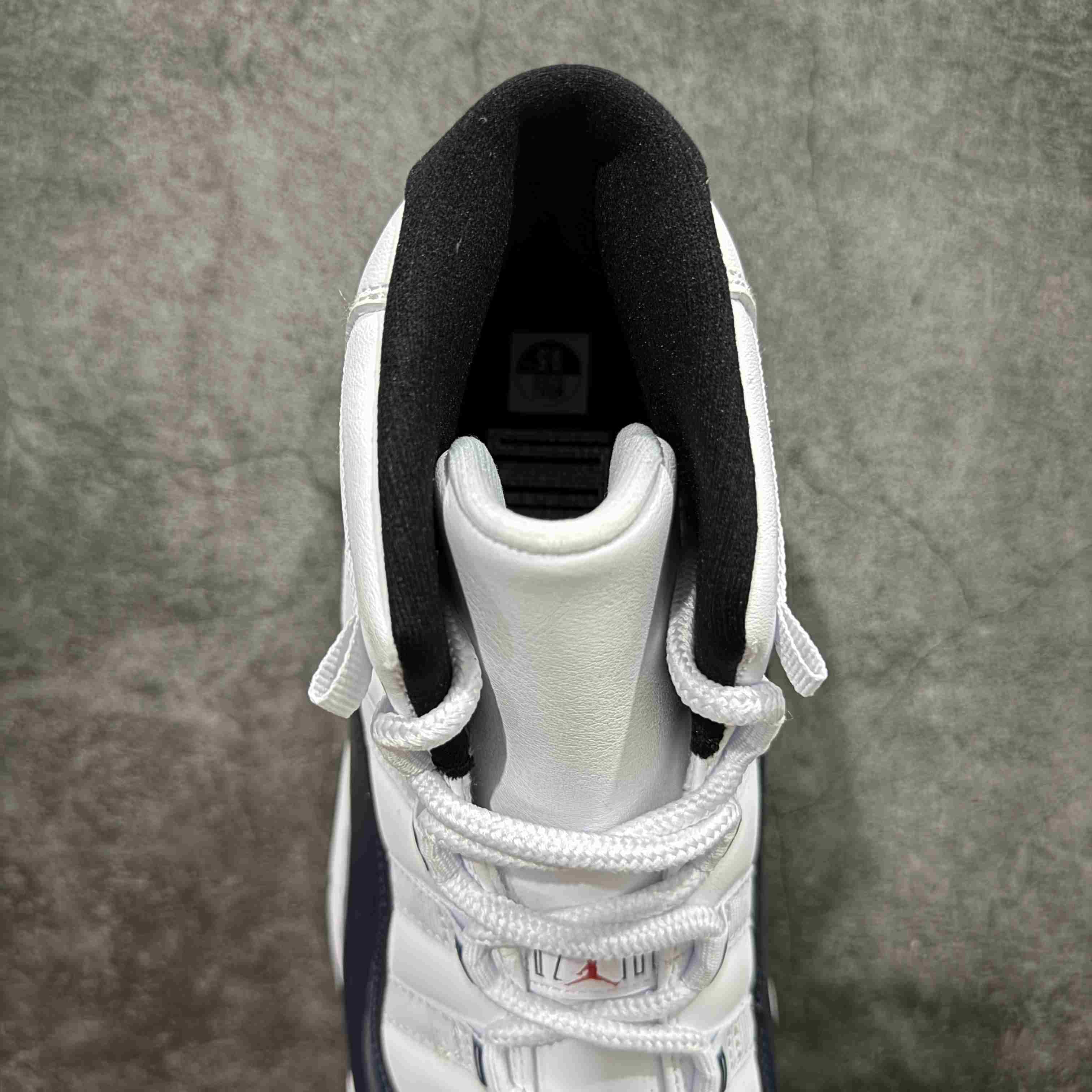 Air Jordan 11 “Rare Air”   IH0296-400 - 