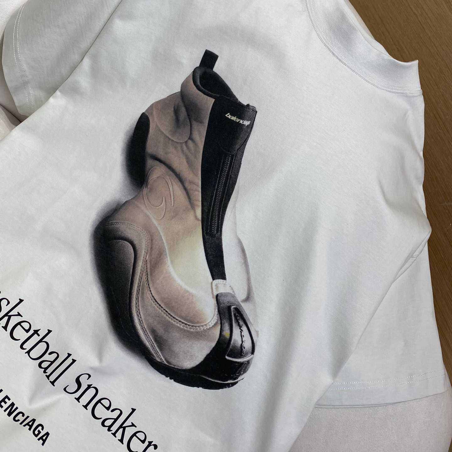 Balenciaga Basketball Sneaker T-Shirt Oversized In Dirty White - 