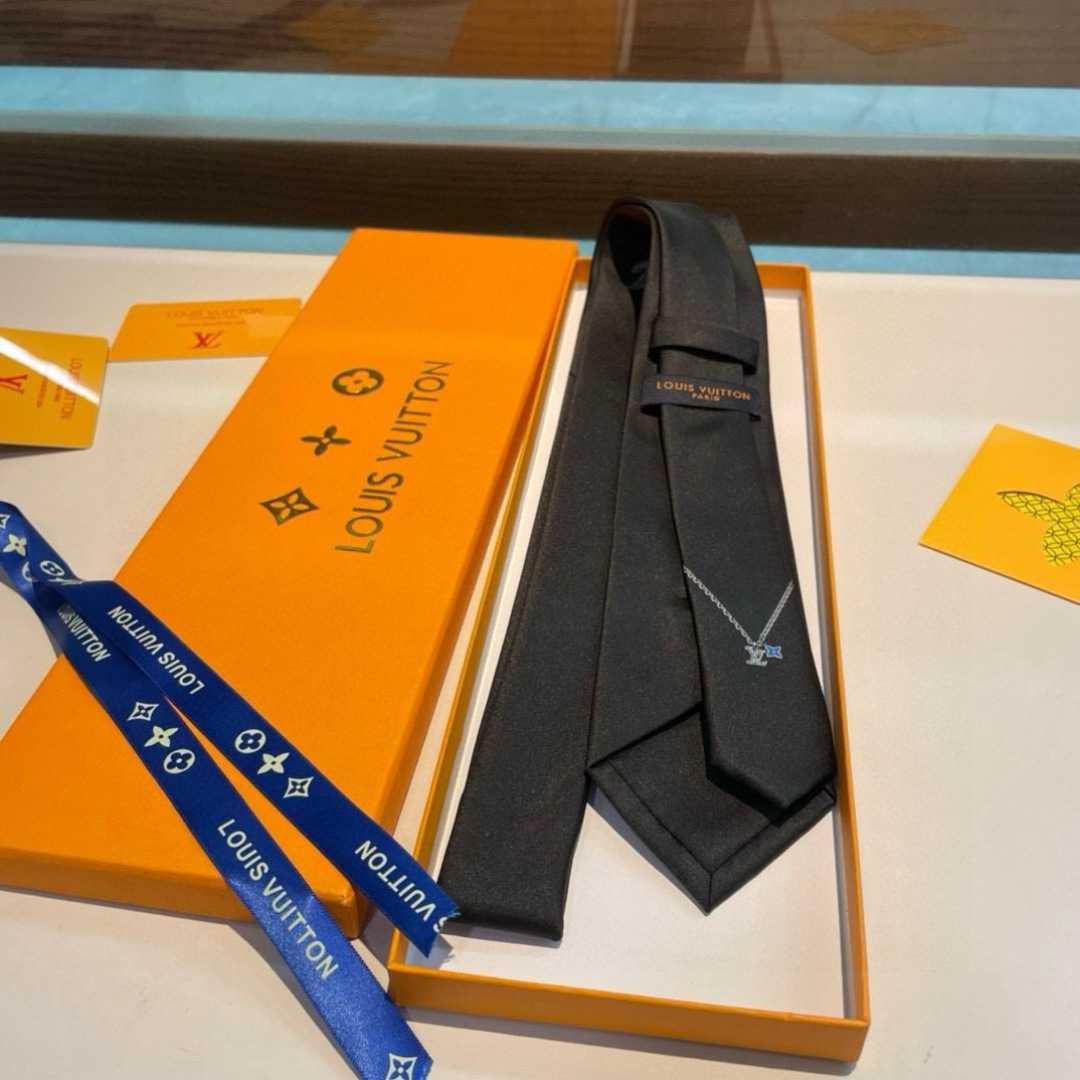 Louis Vuitton Tie - DesignerGu