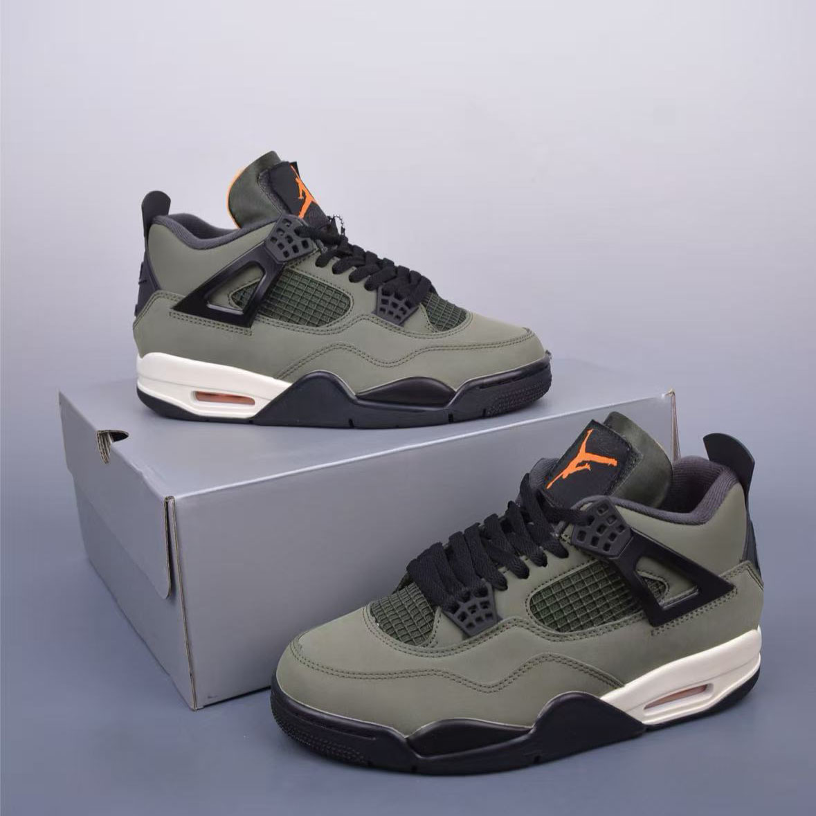 Air Jordan 4 retro Sneaker  - 