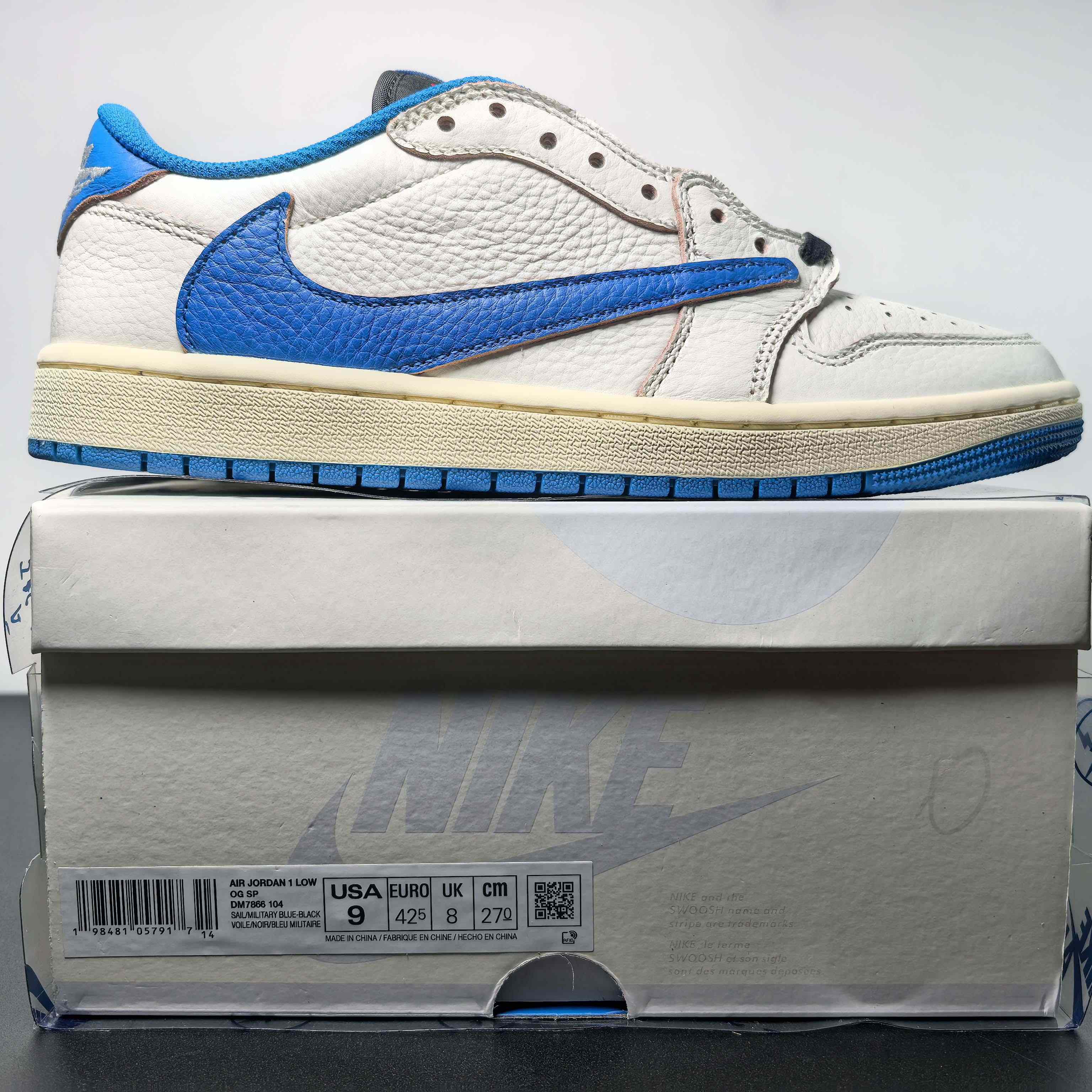 ​Travis Scott x Fragment x Air Jordan 1 Low OG Sneaker    DM7866-104 - DesignerGu