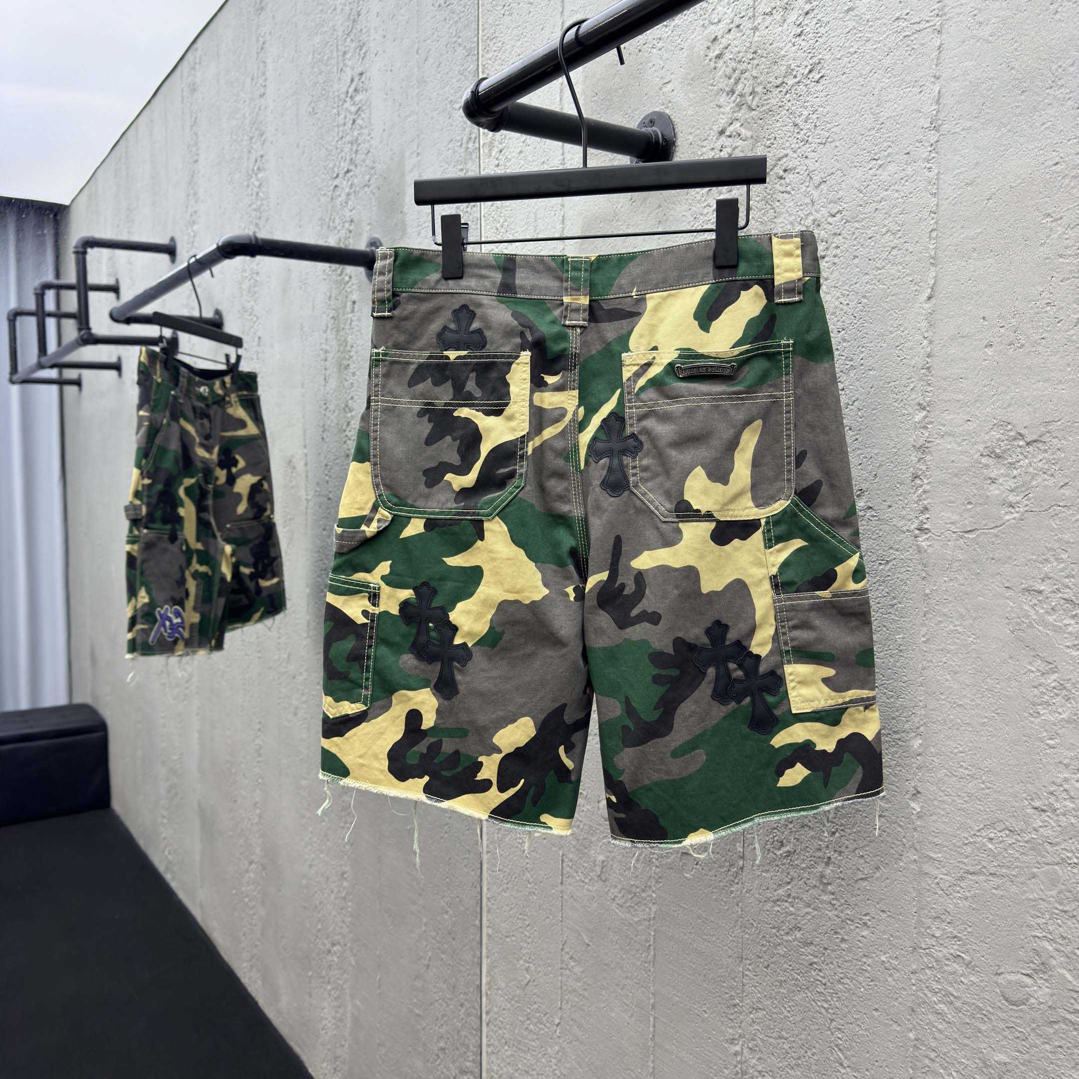 Chrome Hearts Matty Boy Sex Records Camo Carpenter Shorts - DesignerGu