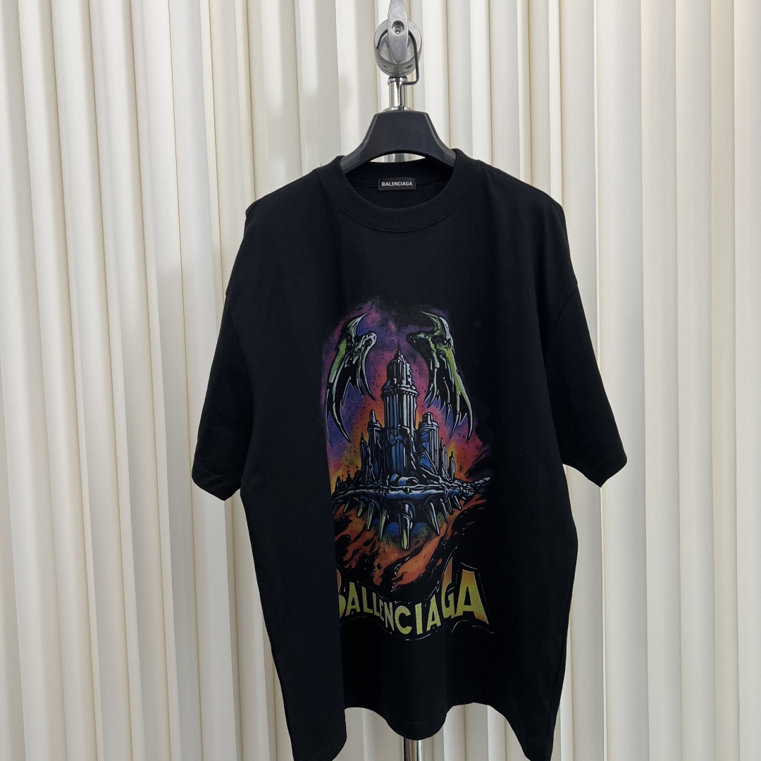 Balenciaga T-Shirt  YF1231   (50% Off Sale) - DesignerGu