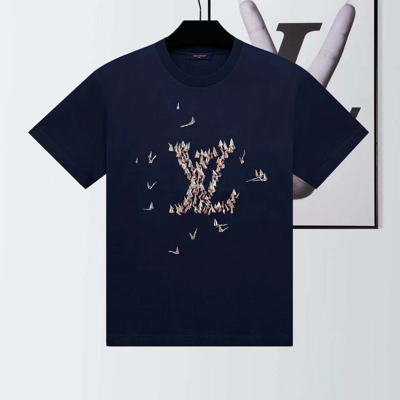 Louis Vuitton Embroidered Cotton T-Shirt   1AHW62 - DesignerGu